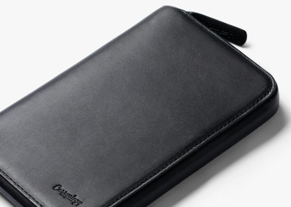 HENNY LATTE ELASTIC BI-FOLD WALLET