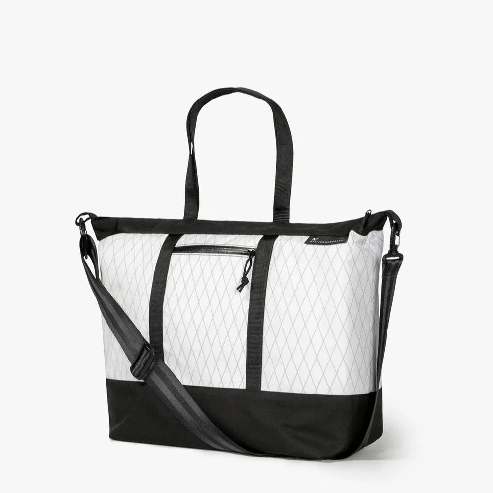 ALL SYSTEMS GO FULL-SIZE LUGGAGE