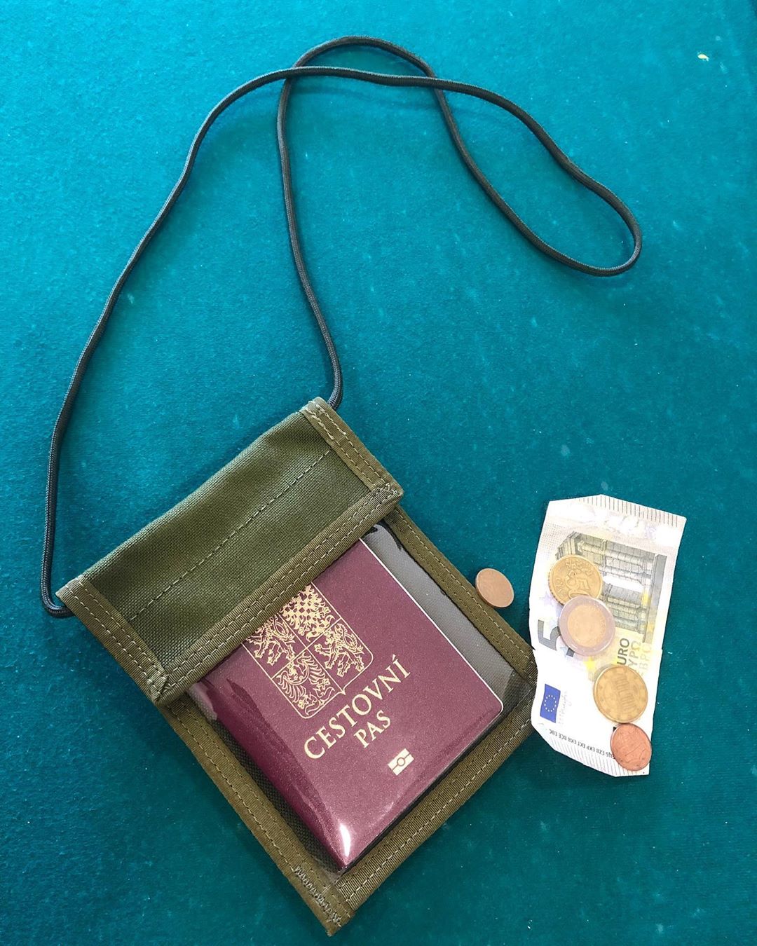ALPHA NAVIGATOR SAVVY CROSSBODY