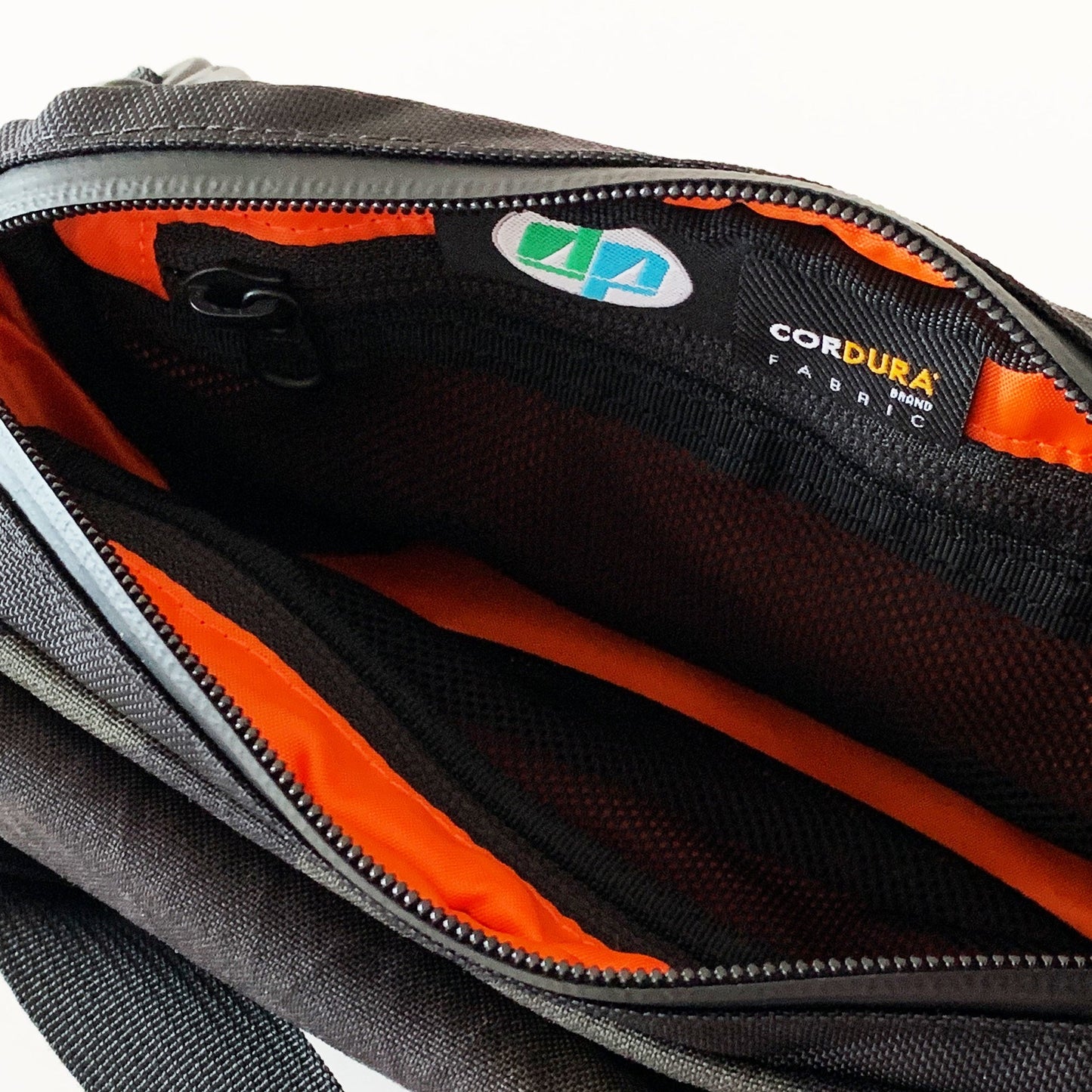 LOONEY TUNES MARVIN THE MARTIAN FEARLESS LEADER BACKPACK
