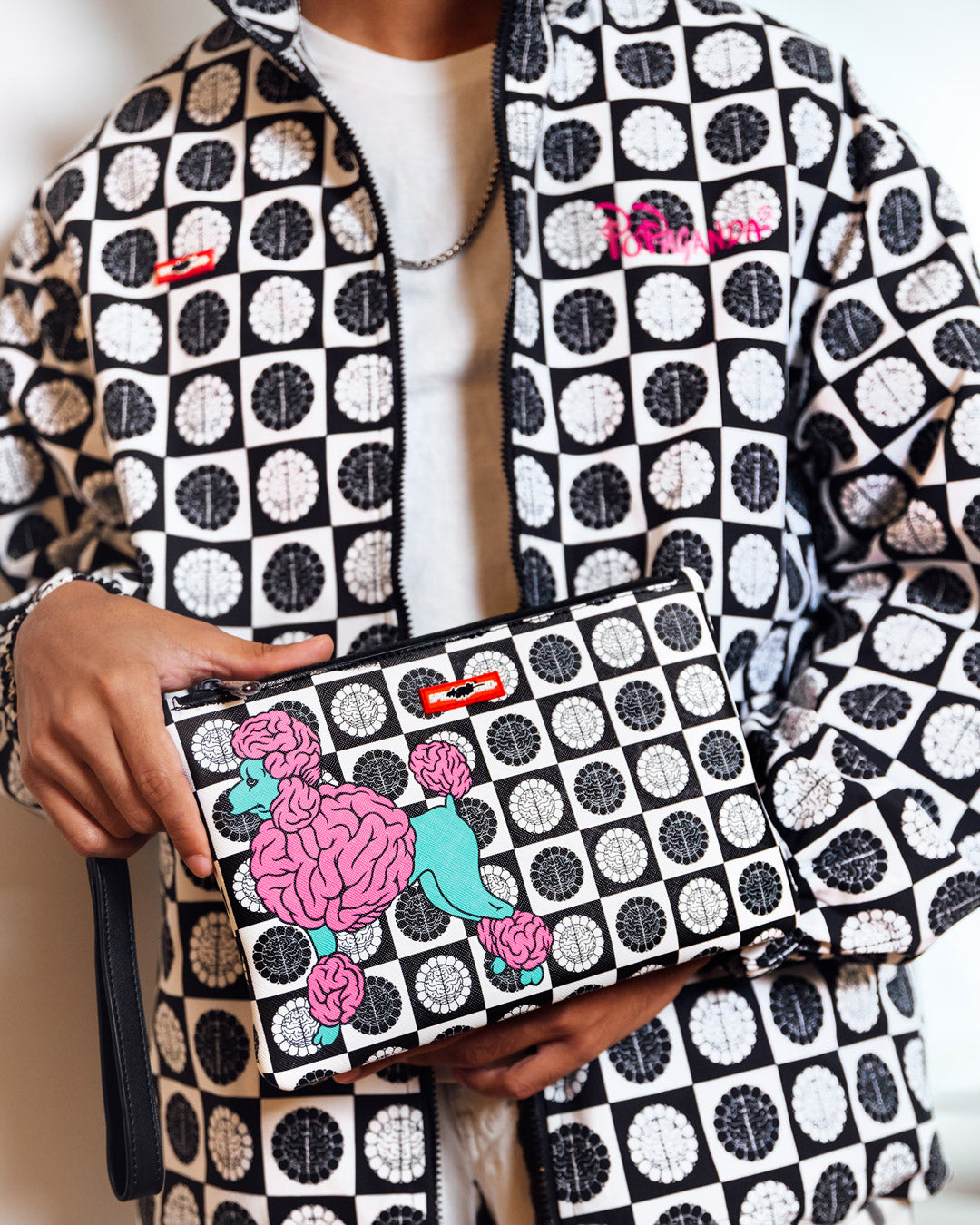 POODLE CHECK RON ENGLISH COLLAB POUCHETTE