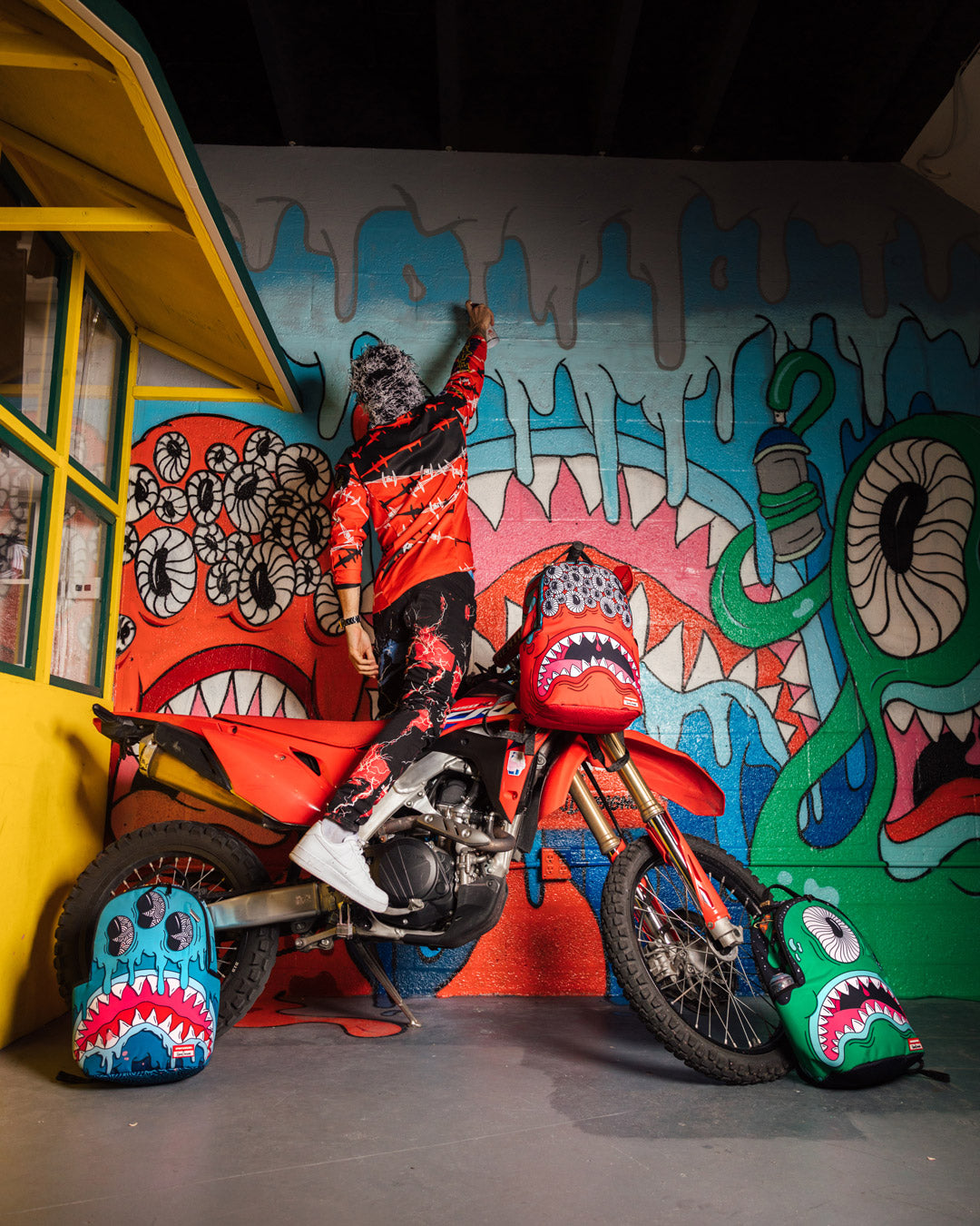 JORGE RODRIGUEZ THE ARTIST COLLAB BLINKY SHARK BACKPACK