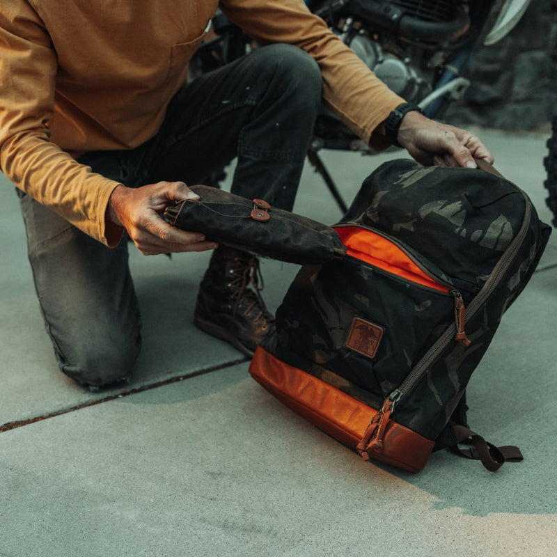 3AM NEVER SLEEP BACKPACK (DLXV)