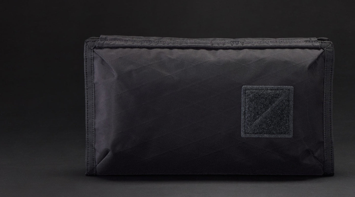 COLOR DRIP TOILETRY BAG