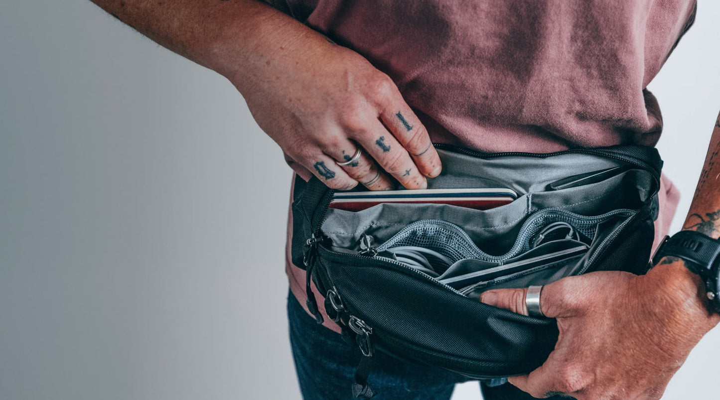 VENI VIDI VICI CARGO CROSSBODY