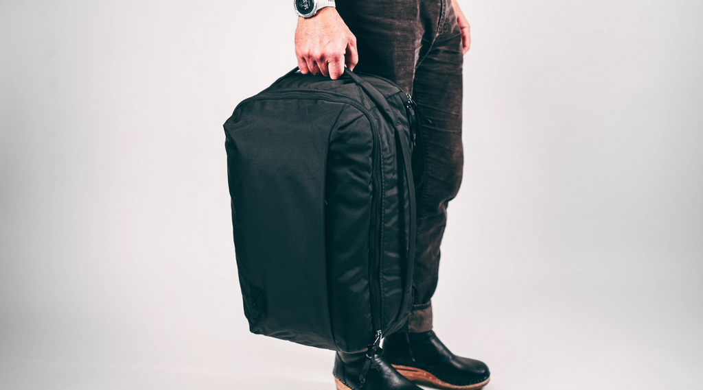 3AM NEVER SLEEP SAVVY CROSSBODY