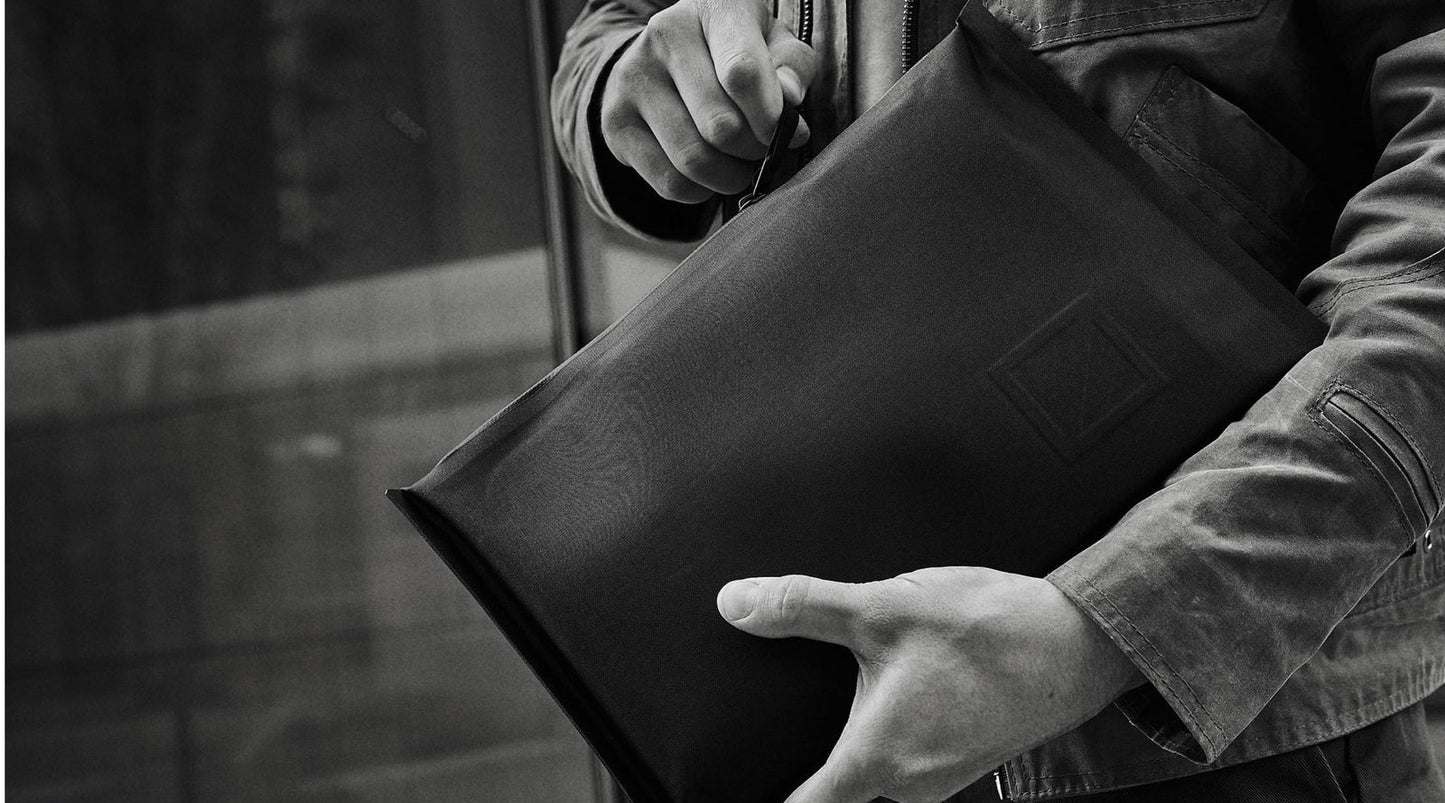 THE GETAWAY DUFFLE