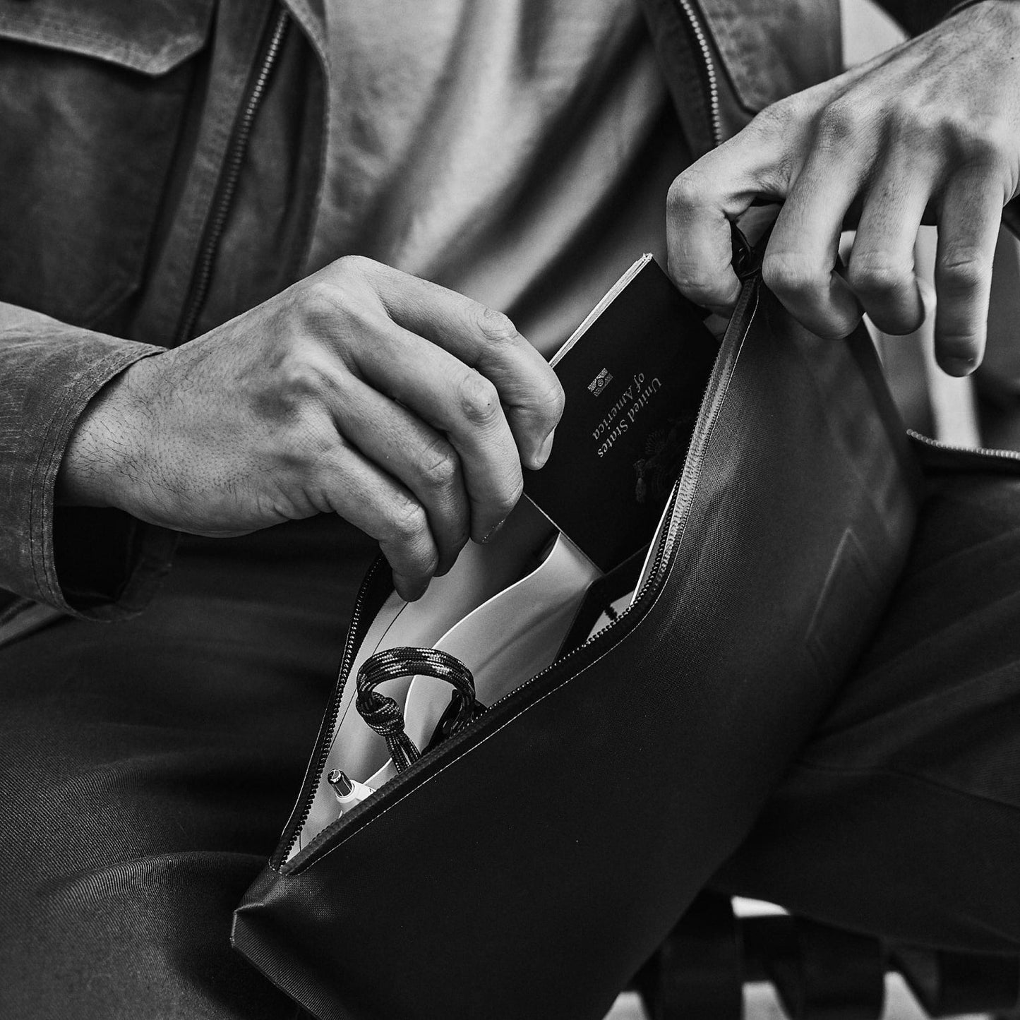 THE GETAWAY JETSETTER CARRY-ON LUGGAGE