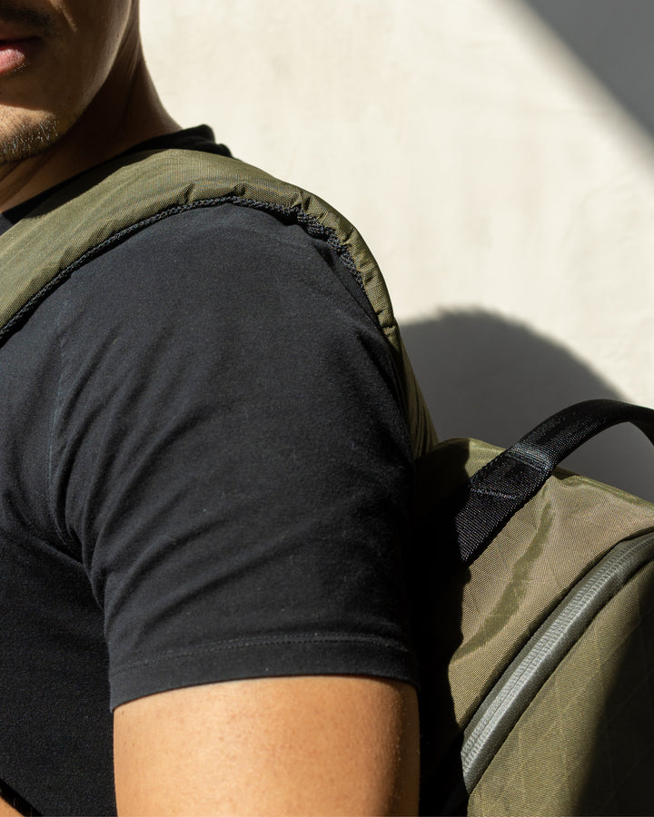 MAMA I MADE IT SHARKITECTURE HARDSHELL FULL-SIZE LUGGAGE