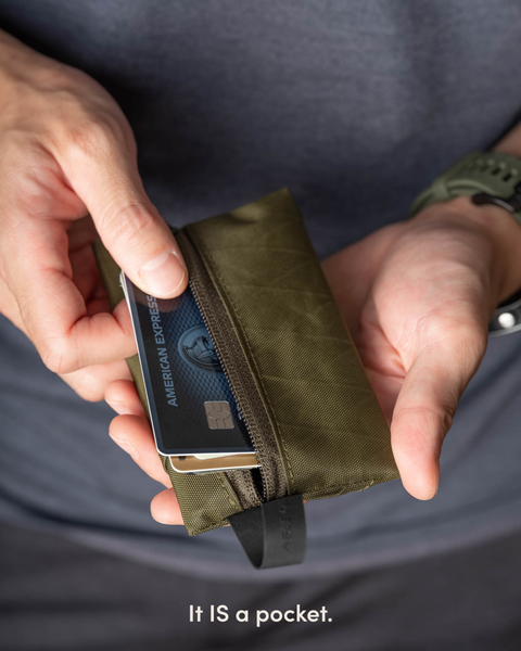THE HANGOVER SHARK CARGO CROSSBODY
