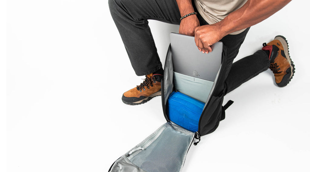 THE HERO SHARKITECTURE CARRY-ON LUGGAGE