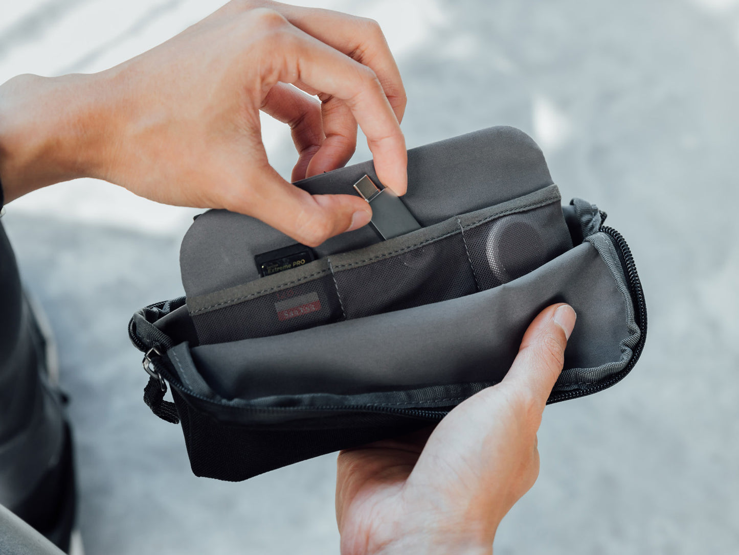 THE HIDEOUT HARD SHELL CARRY-ON LUGGAGE