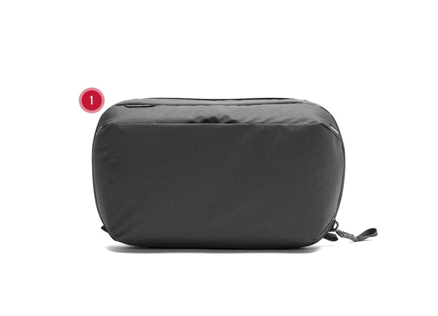 SPLIT THE CHECK (PEARL) TOILETRY BAG