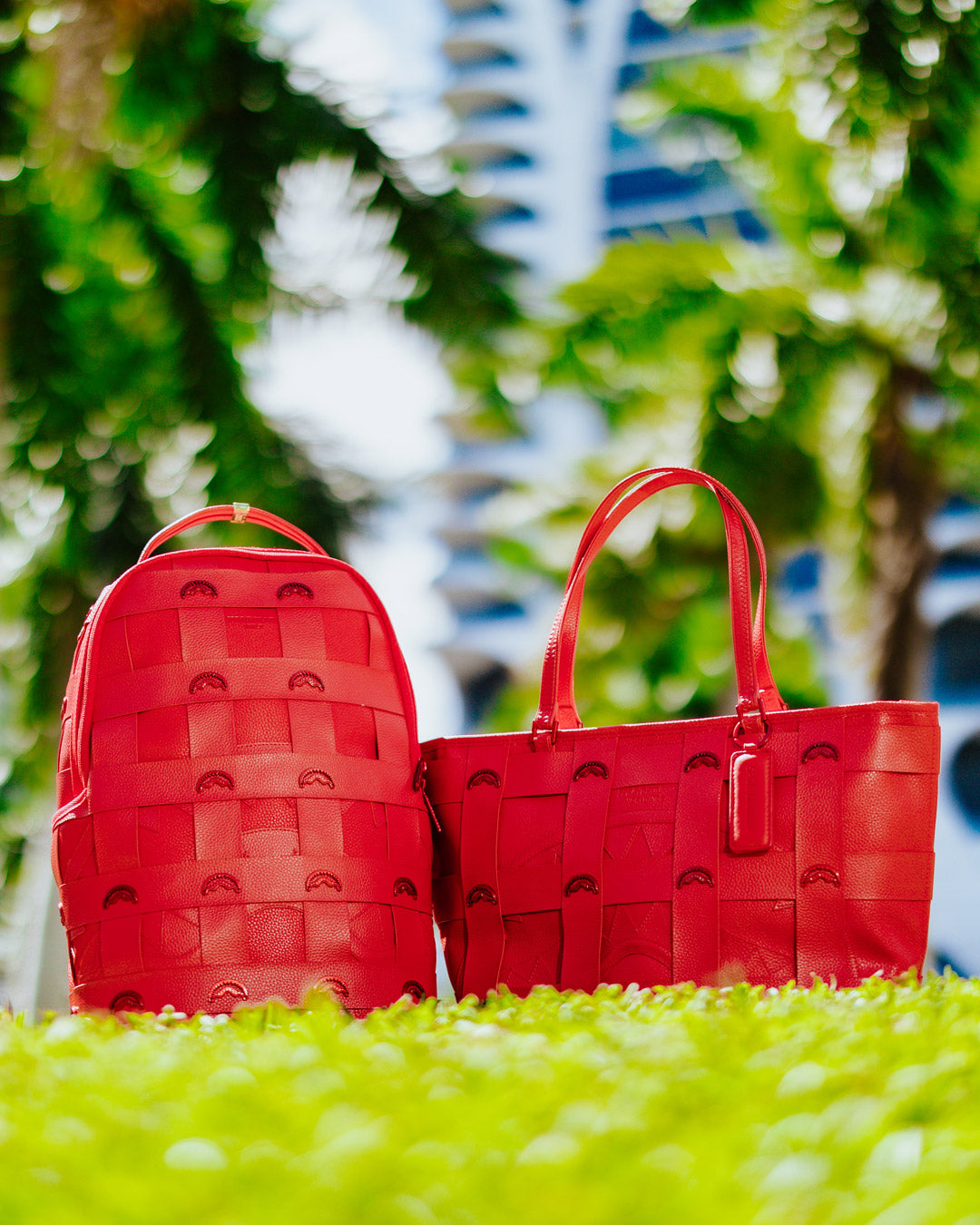 SUPER HOT FIRE CLASSIC TOTE