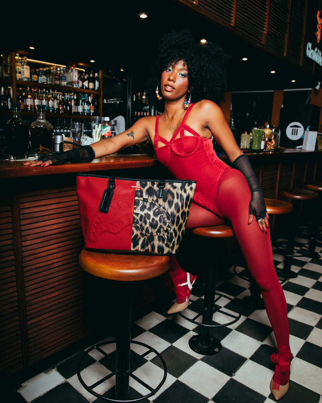 SHARK MILES PER HOUR TOTE