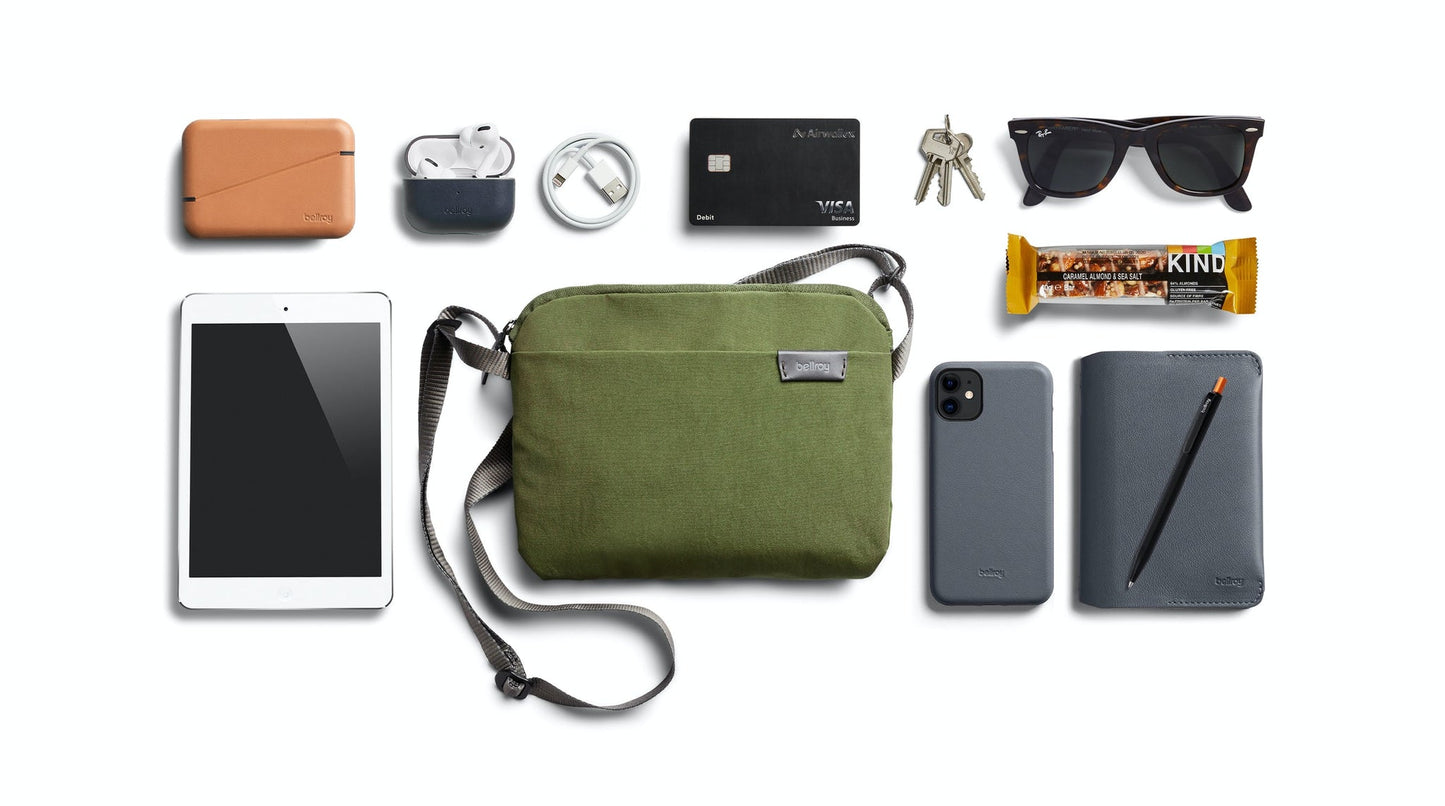 A.i.3 THE LEGACY JETSETTER CARRY-ON LUGGAGE