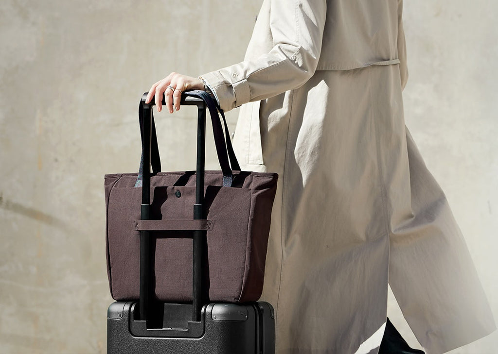 A.I.8 AFRICAN INTELLIGENCE - ORIGIN STORY SHARKNAUTICS HARDSHELL CARRY-ON LUGGAGE