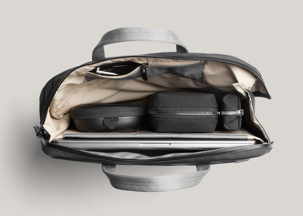 A.I.8 AFRICAN INTELLIGENCE - ORIGIN STORY SHARKNAUTICS HARDSHELL CARRY-ON LUGGAGE