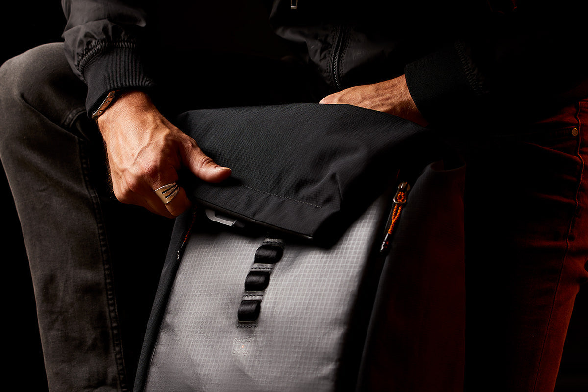 SPYCRAFT PREDATOR DUFFLE CARRY-ON BAG