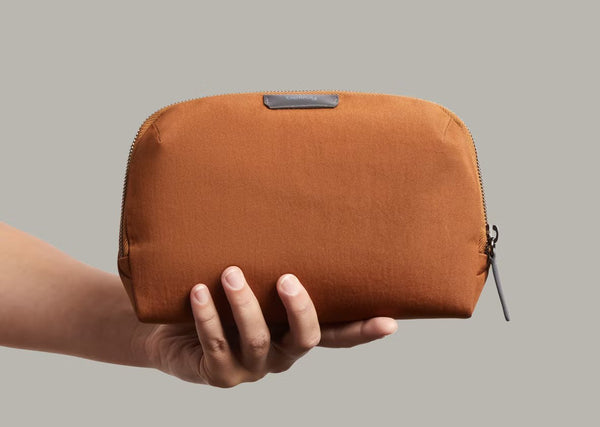 SAWTOOTH SHARKS IN PARIS TORTUGA TOTE