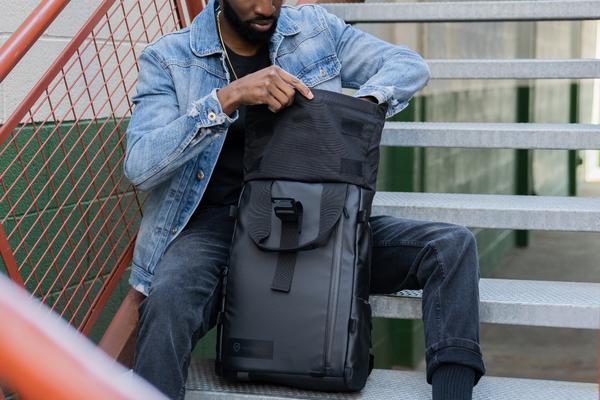 TOP GUN FLIGHT CREW OFFICIAL COLLAB PILOT TOTE