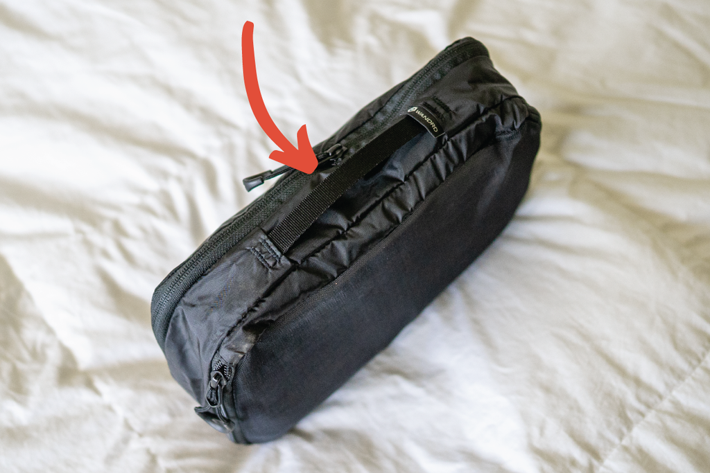 A.M.P.M PYRAMID MINI DUFFLE