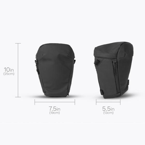 TRIPLE DECKER HEIR TO THE THRONE TOILETRY BAG