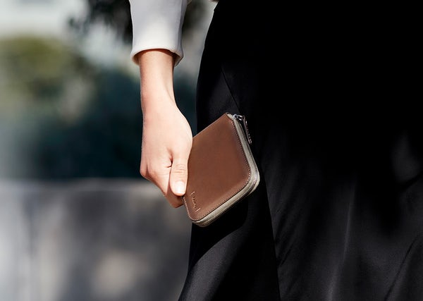 SUPER WEIRD SAVVY CROSSBODY
