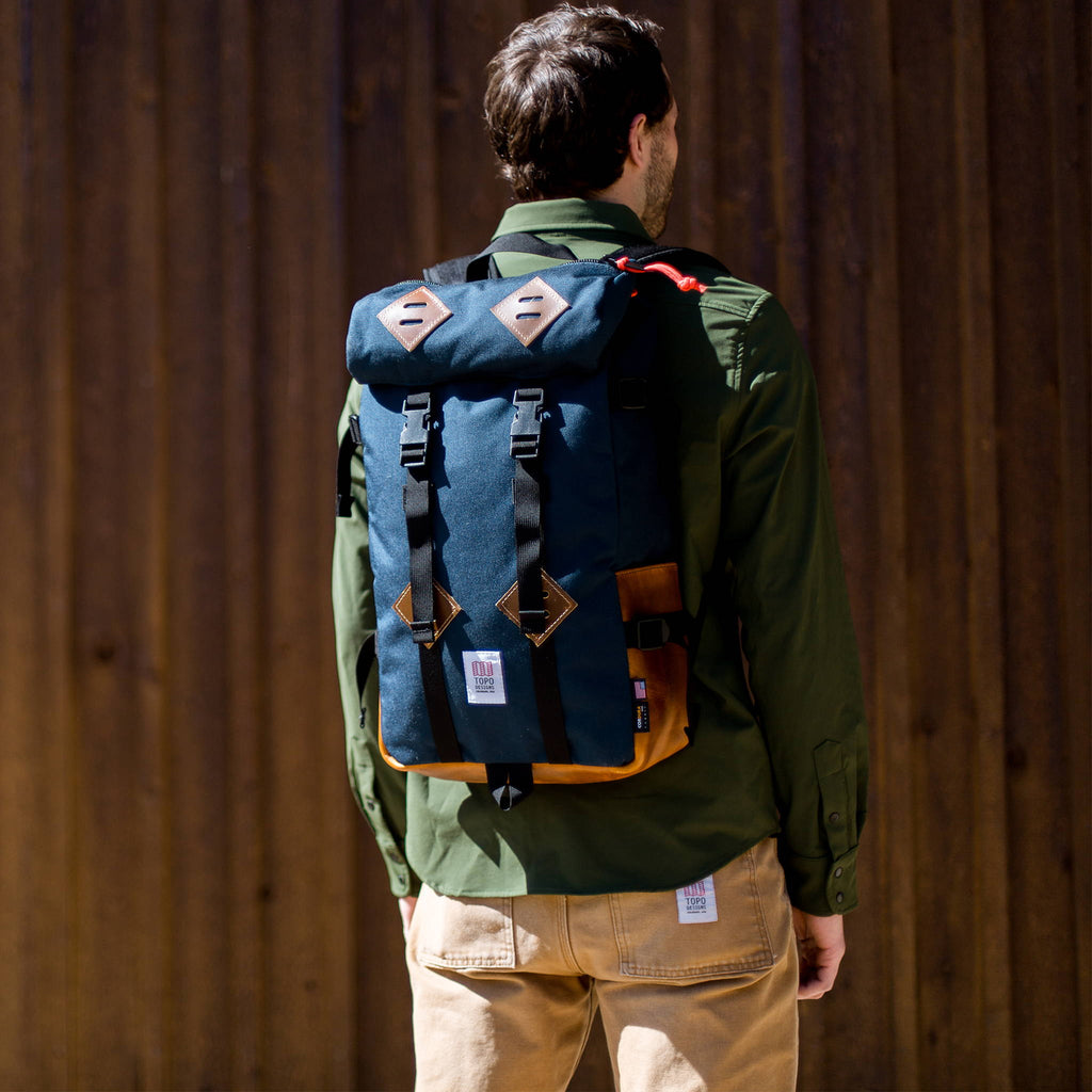 100% CLEAR BACKPACK - SHARK CENTRAL