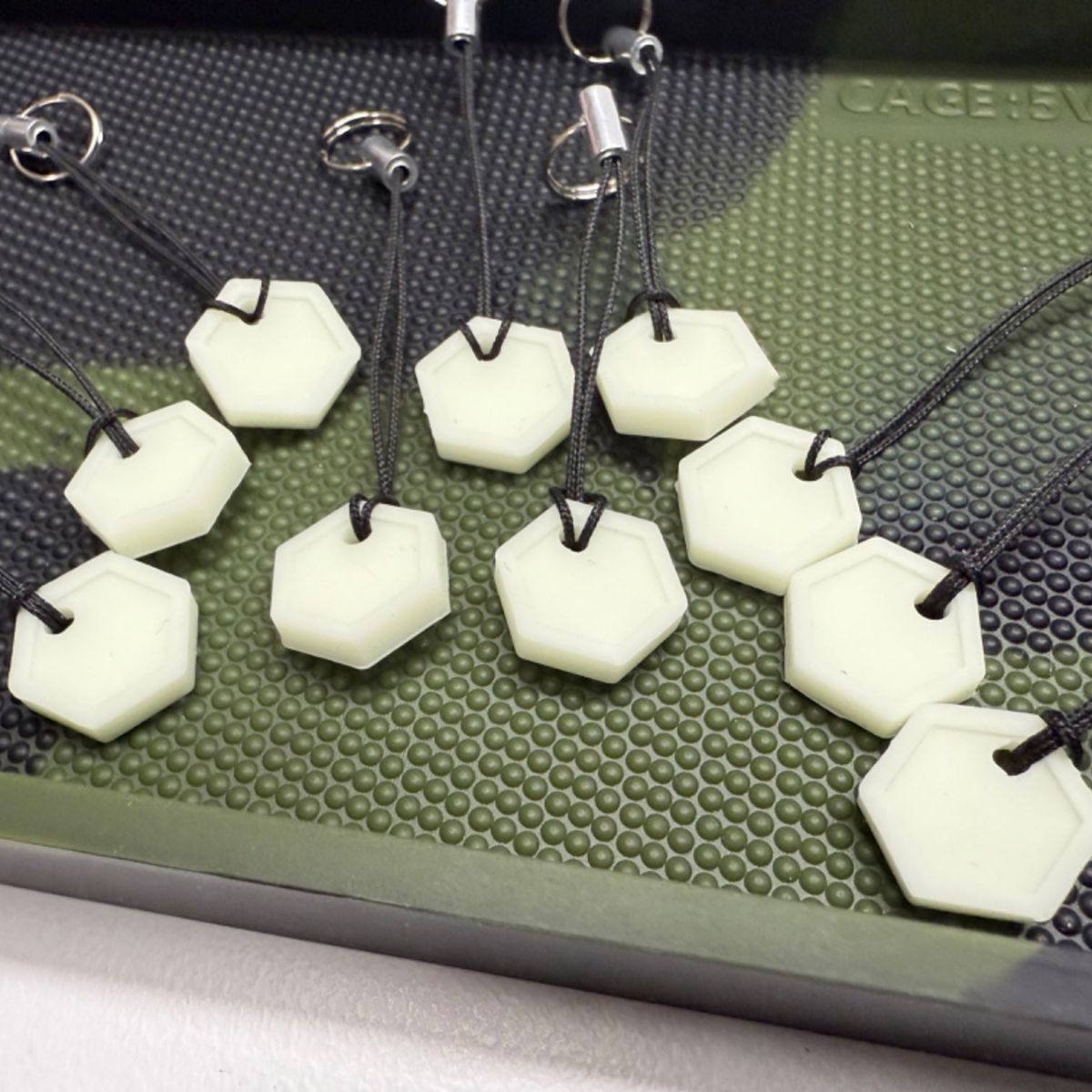 CLEANUP YOUR DESKTOP BACKPACK