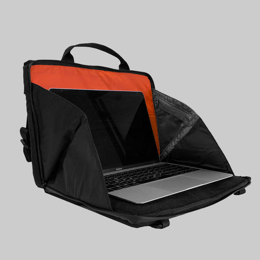 V.V.I.P. PET CARRIER