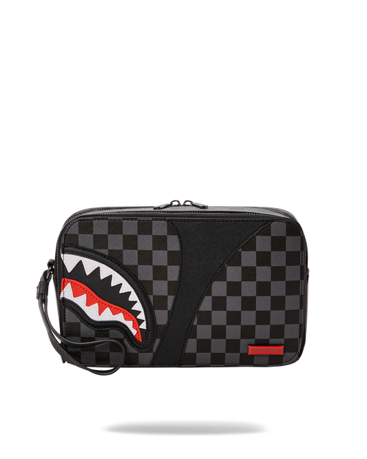 HENNY AIIR TO THE THRONE TOILETRY BAG
