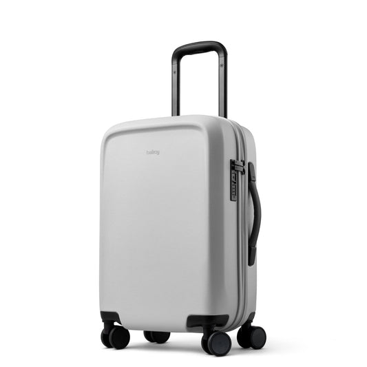 3AM LE BLANC TOILETRY BAG