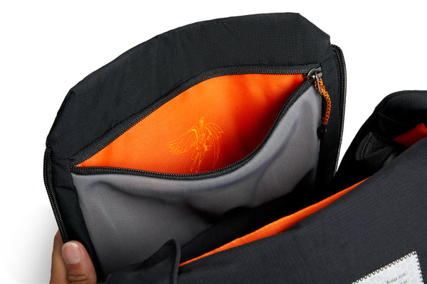 VANQUISH II SAVVY CROSSBODY
