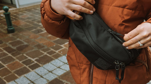NEMESIS HUNT VICE SHOULDER BAG