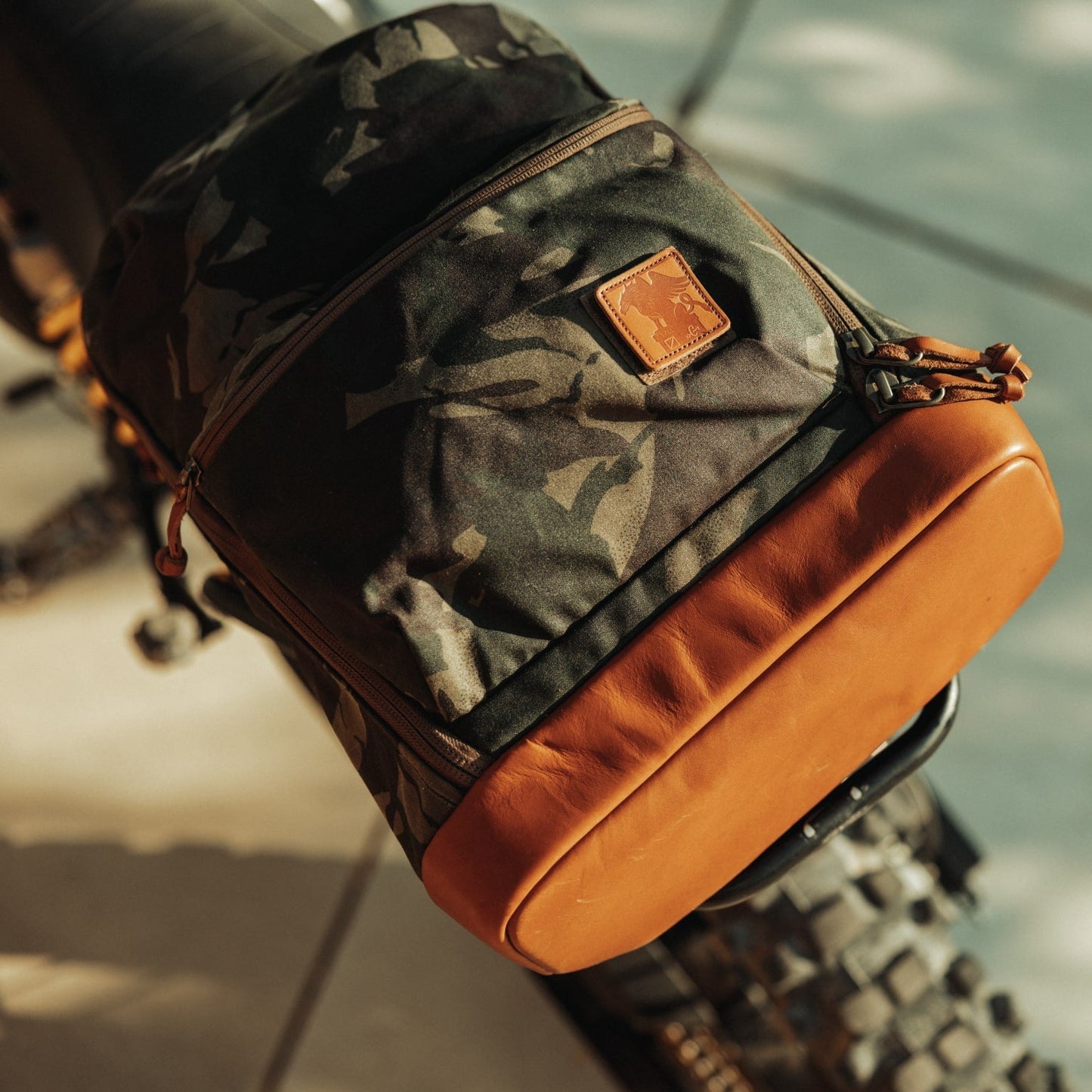 3AM NEVER SLEEP JETSETTER CARRY-ON LUGGAGE