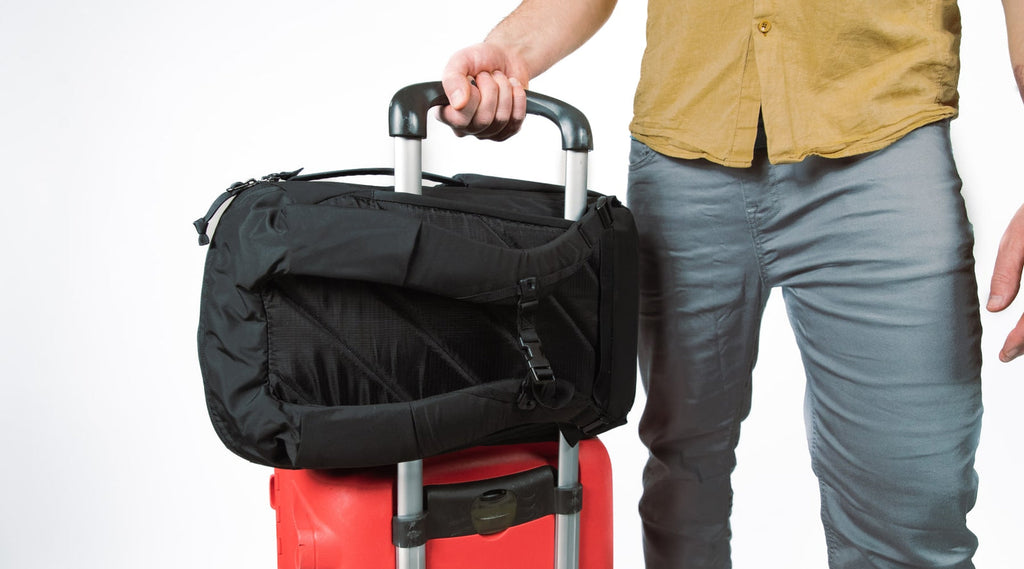 VENI VIDI VICI SHARKNAUTICS HARDSHELL CARRY-ON LUGGAGE