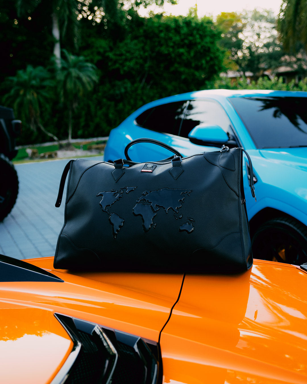 JAMES FIRST CLASS GLOBAL TAKEOFF PYRAMID DUFFLE