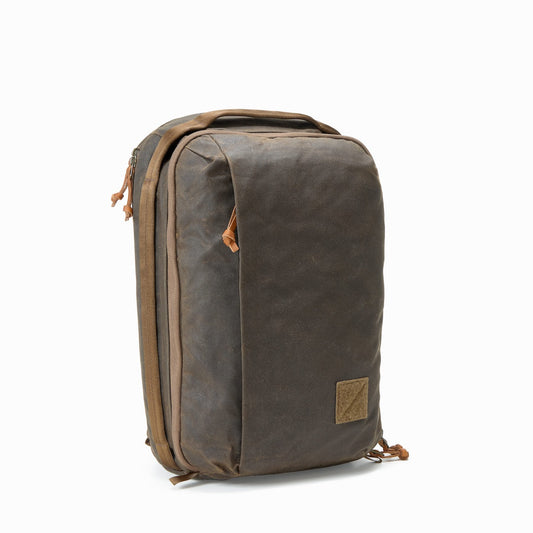 3AM PLUSH ASPEN HIGHLANDS SAVVY CROSSBODY