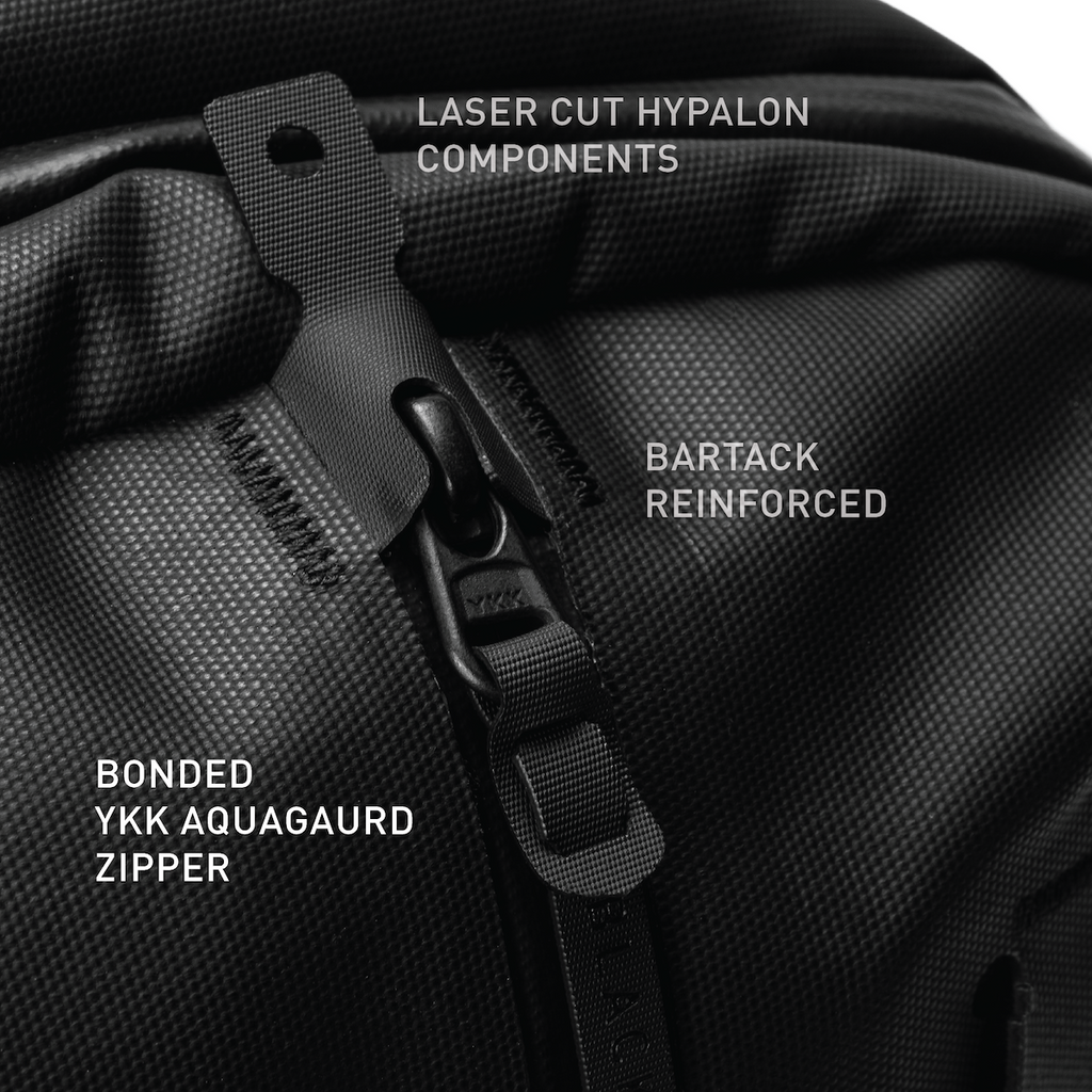 WORLD EXPLORER ENTREPRENEUR CARGO TOTE