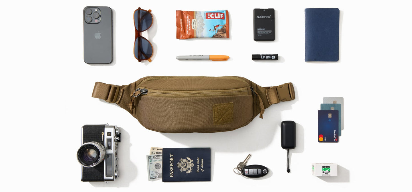 SHARKS IN PARIS CLEAR FOR TAKEOFF ZIP-OUT WALLET