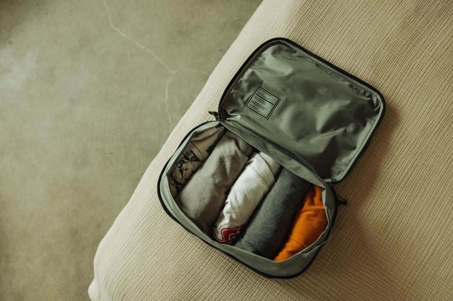 XTC SHARKS IN PARIS JETSETTER CARRY-ON LUGGAGE