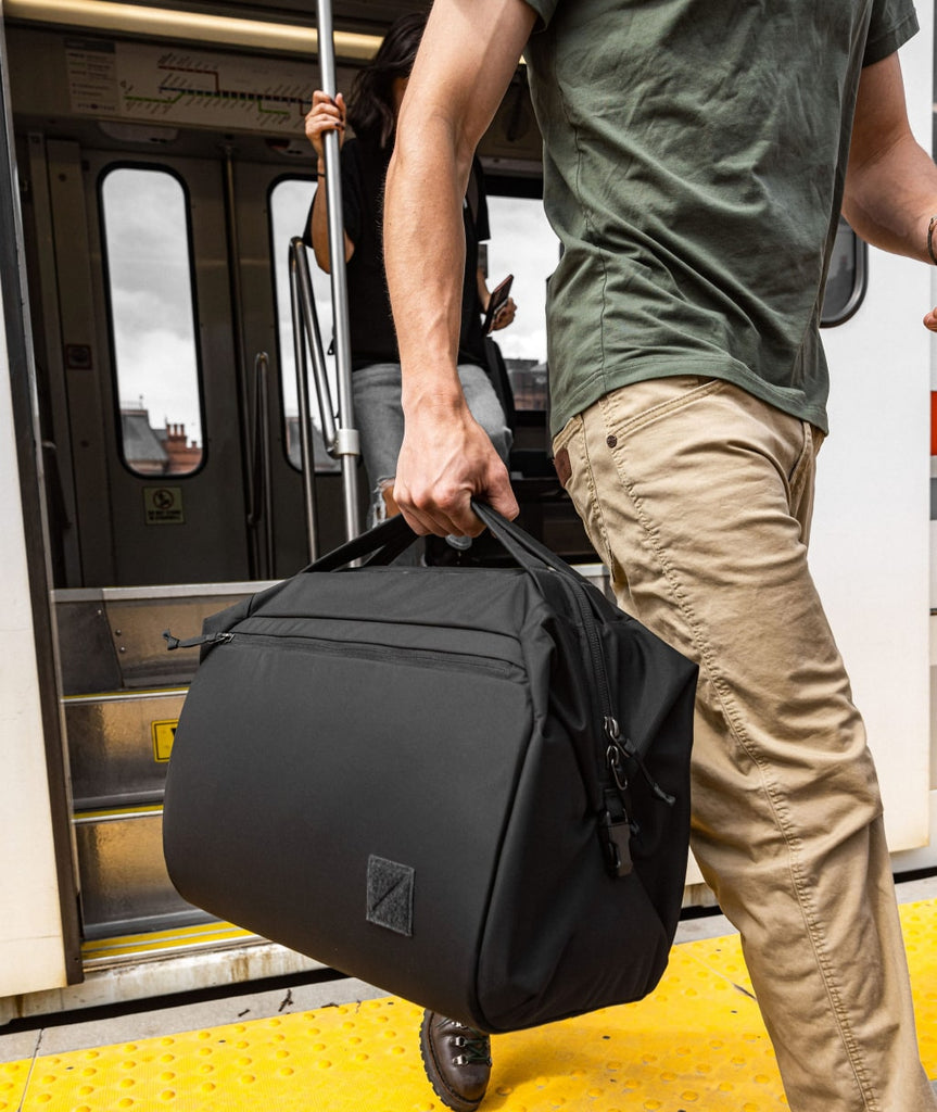 XTC SHARKS IN PARIS JETSETTER CARRY-ON LUGGAGE
