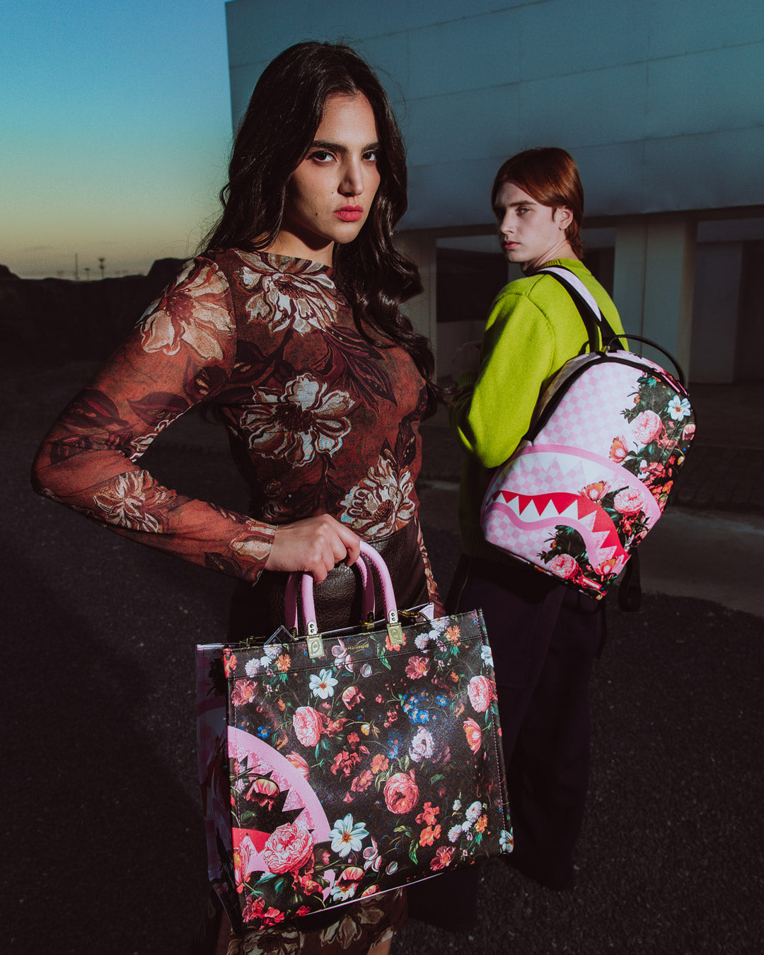 JARDIN DE FLORES TORTUGA TOTE